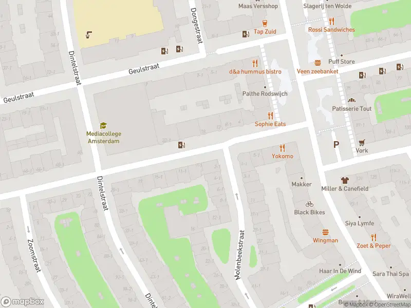 Ambulance met grote spoed naar de Dintelstraat in Amsterdam