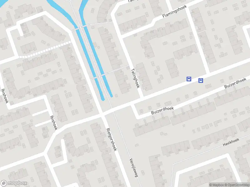 Ambulance met gepaste spoed naar de Hoeklaan in Spijkenisse