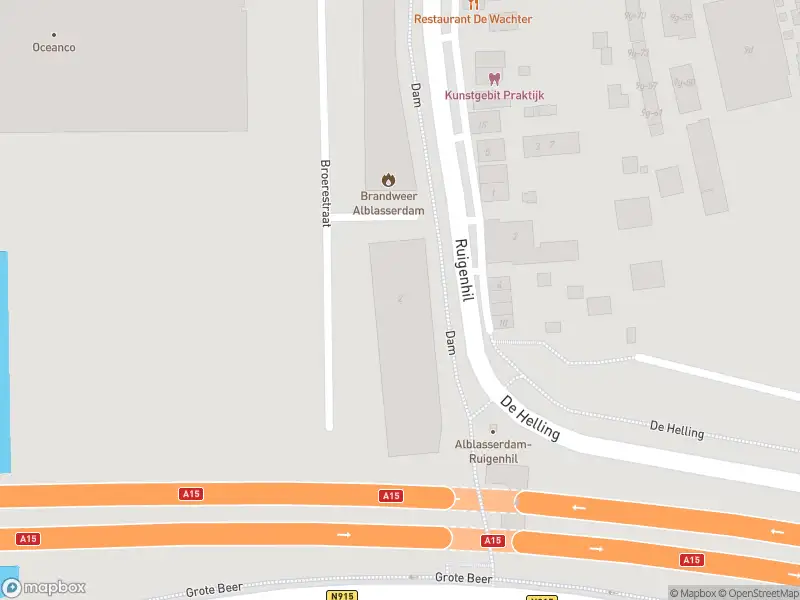 Ambulance met gepaste spoed naar de Broerestraat in Alblasserdam