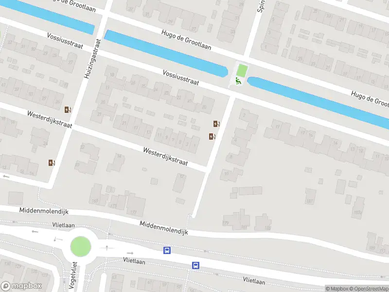 Ambulance met gepaste spoed naar de Westerdijkstraat in Ridderkerk