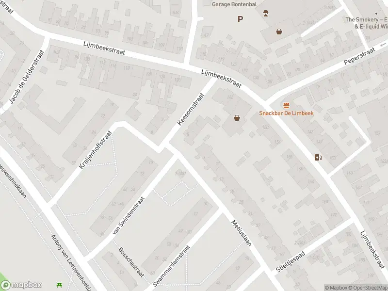 Brandweer met gepaste spoed naar de Leeghwaterstraat in Eindhoven vanwege een liftopsluiting