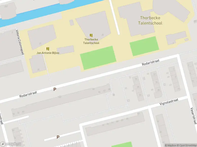 Ambulance naar de Rodaristraat in Rotterdam