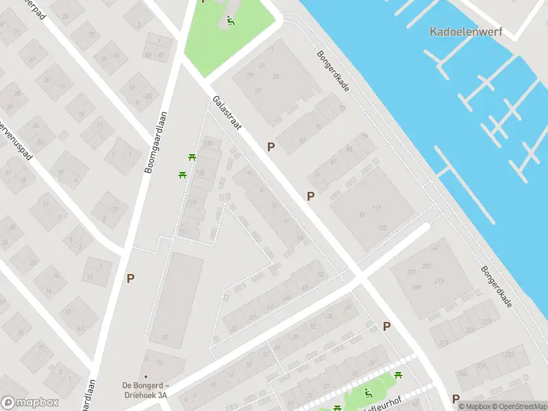 Ambulance met grote spoed naar de Galastraat in Amsterdam