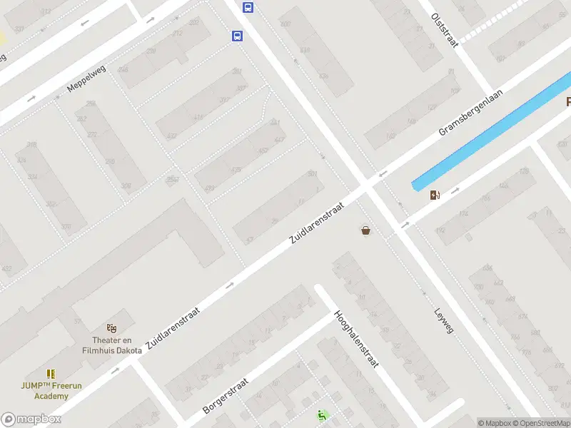 Ambulance met grote spoed naar de Zuidlarenstraat in 's-Gravenhage