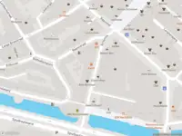 Ambulance met gepaste spoed naar de Achterom in Dordrecht