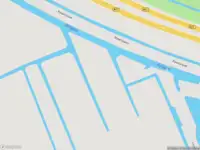 Ambulance met grote spoed naar de Eikenlaan in Alphen aan den Rijn