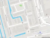 Ambulance met gepaste spoed naar de Franz Leharstraat in Rotterdam