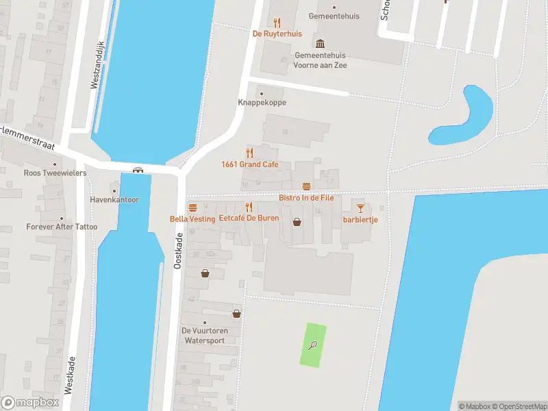 Ambulance met grote spoed naar de Kerkstraat in Hellevoetsluis