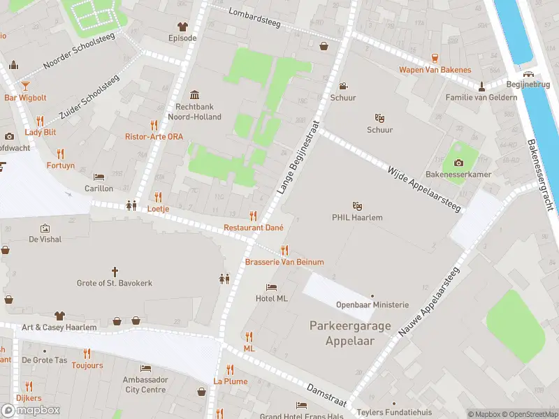 Brandweer met gepaste spoed naar de Klokhuisplein in Haarlem vanwege wateroverlast