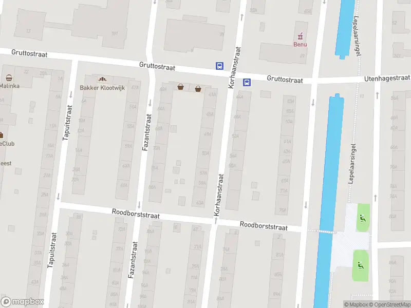 Ambulance met gepaste spoed naar de Korhaanstraat in Rotterdam