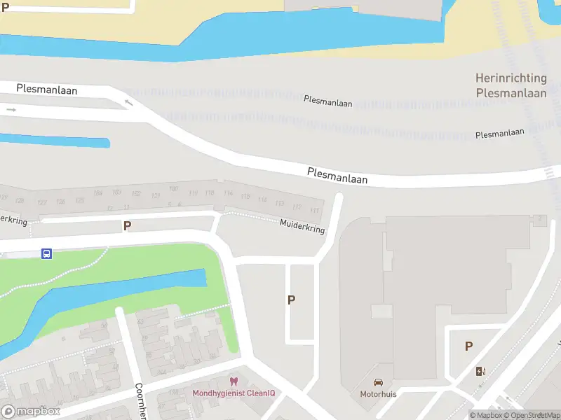 Ambulance met gepaste spoed naar de Muiderkring in Leiden