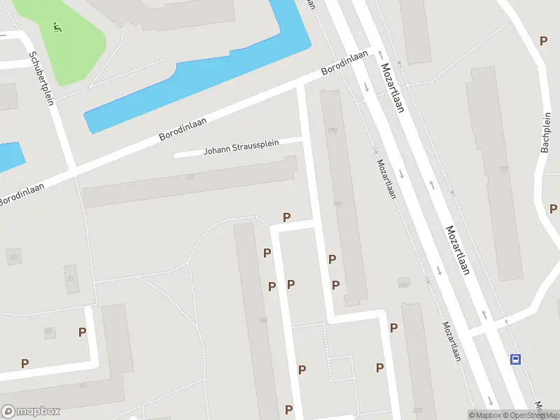 Brandweer met gepaste spoed naar de Schubertplein in Schiedam