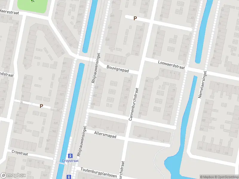 Ambulance met gepaste spoed naar de Cannenburchstraat in Rotterdam