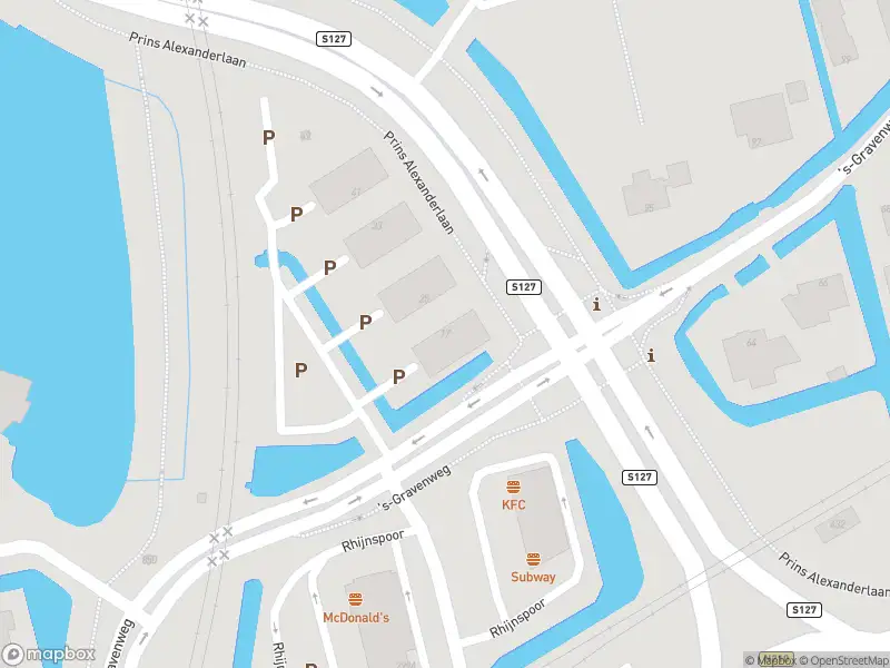 Ambulance met grote spoed naar de 's-Gravenweg in Capelle aan den IJssel