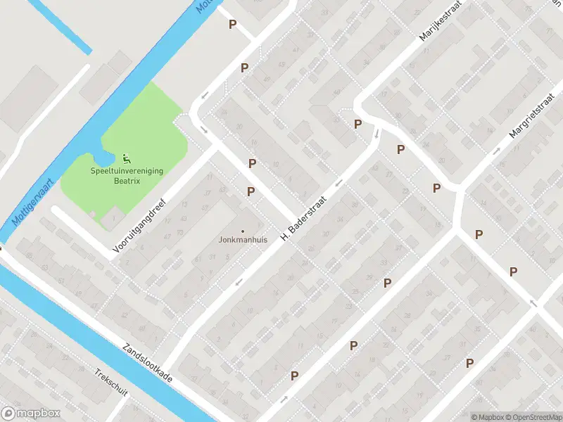 Ambulance met gepaste spoed naar de B.G.J. Berntzenstraat in Sassenheim