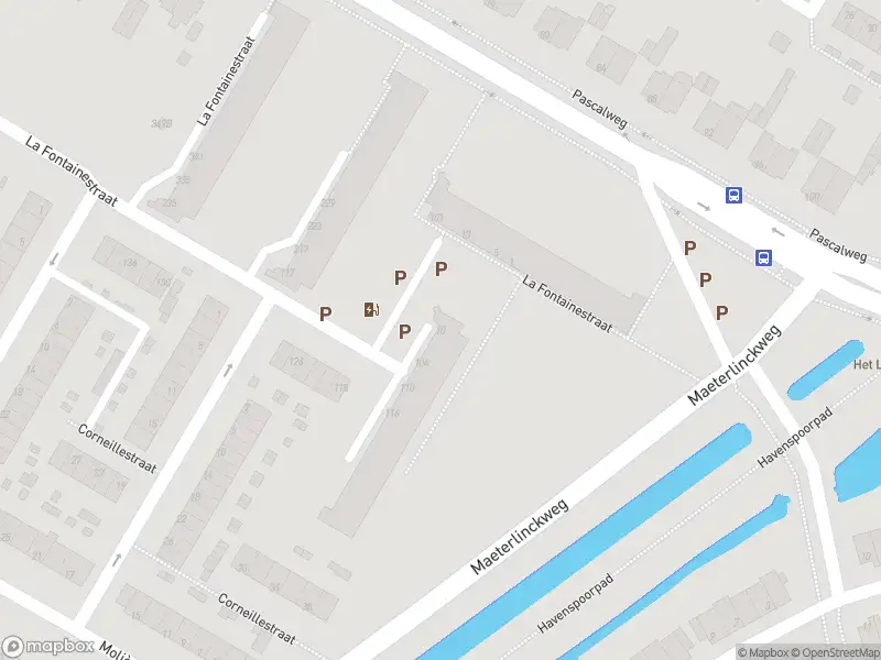 Ambulance met grote spoed naar de La Fontainestraat in Rotterdam