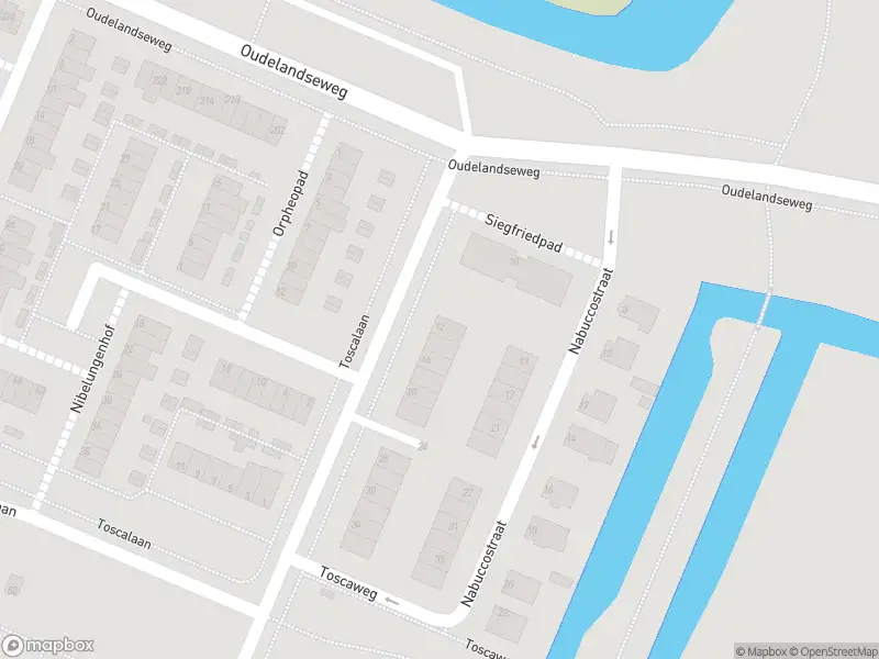 Ambulance met gepaste spoed naar de Toscalaan in Hoogvliet Rotterdam