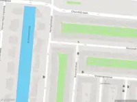 Ambulance met grote spoed naar de Rustenburgerstraat in Amsterdam
