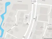 Politie met grote spoed naar de Emerparklaan in Breda vanwege letsel