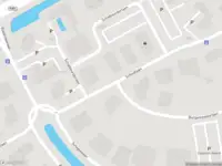 Politie naar de Schoutlaan in Weert vanwege aanrijding met letsel