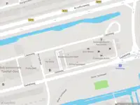 Ambulance met grote spoed naar de Lagosweg in Delft
