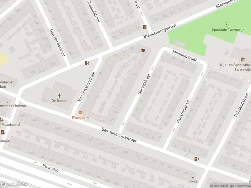 Ambulance met grote spoed naar de Spruytstraat in Rotterdam