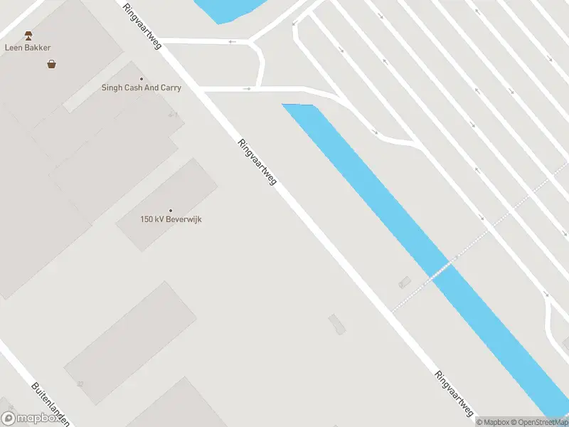 Ambulance naar de Ringvaartweg in Beverwijk