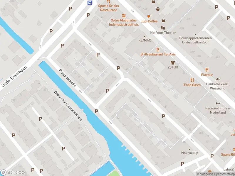 Ambulance met grote spoed naar de Tuinderijstraat in Leidschendam