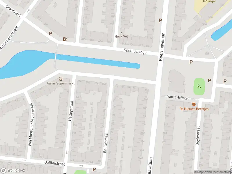 Ambulance met grote spoed naar de Galileistraat in Schiedam