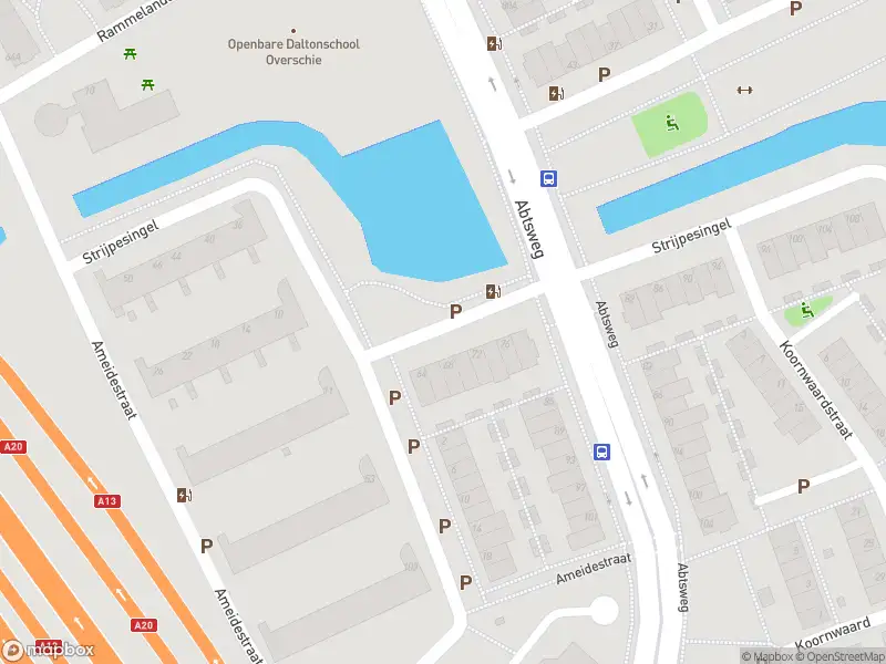 Ambulance met gepaste spoed naar de Strijpesingel in Rotterdam