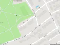 Brandweer met grote spoed naar de Monnikensteeg in Arnhem vanwege reanimatie