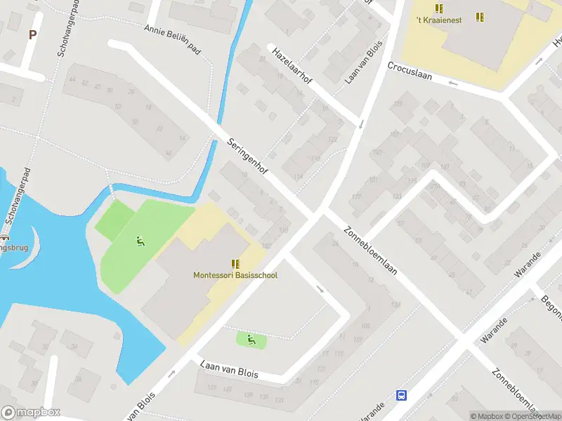 Ambulance met grote spoed naar de Seringenhof in Beverwijk