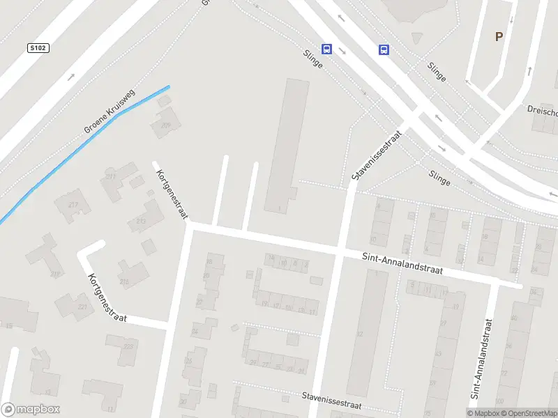 Ambulance met grote spoed naar de Kortgenestraat in Rotterdam