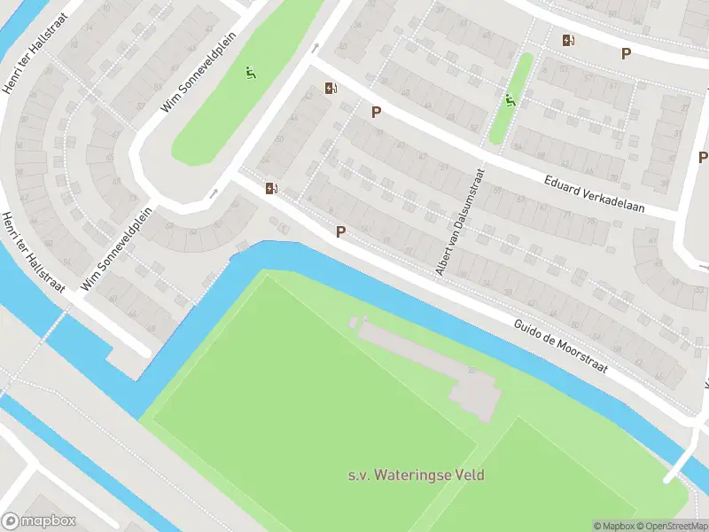 Ambulance met grote spoed naar de Guido de Moorstraat in 's-Gravenhage