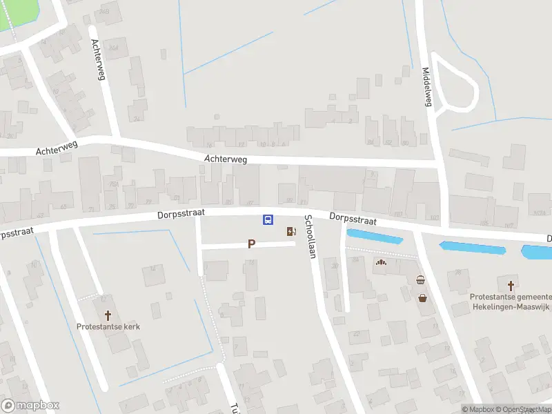 Ambulance met gepaste spoed naar de Dorpsstraat in Hekelingen