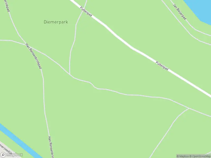 Ambulance met grote spoed naar de Diemerzeedijk in Amsterdam