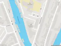 Ambulance met gepaste spoed naar de Delftseveerweg in Vlaardingen