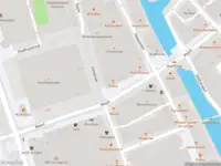 Ambulance met gepaste spoed naar de Meent in Rotterdam