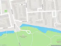 Ambulance met gepaste spoed naar de Karperveen in Spijkenisse