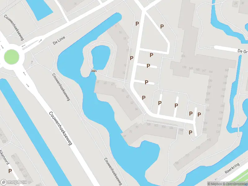 Ambulance met grote spoed naar de De Baronie in Capelle aan den IJssel