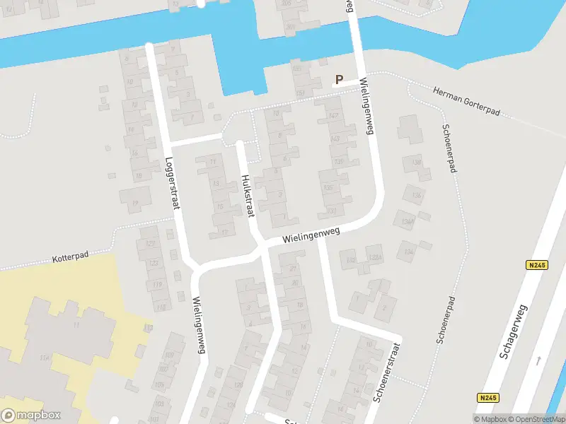 Ambulance met gepaste spoed naar de Hulkstraat in Alkmaar
