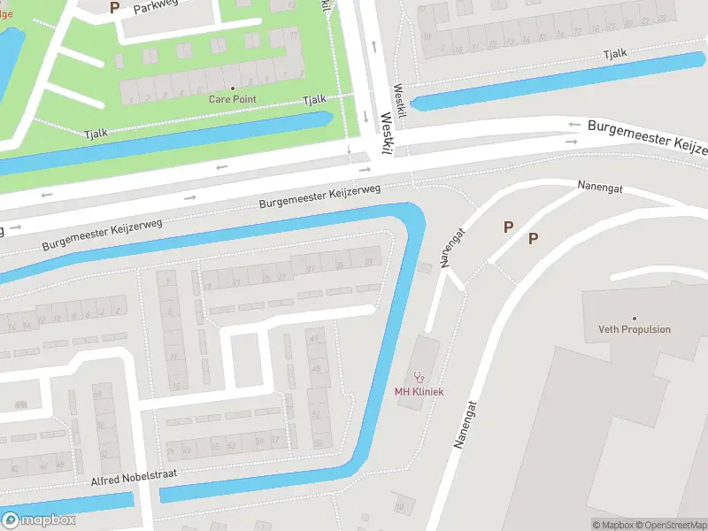 Ambulance met grote spoed naar de Alfred Nobelstraat in Papendrecht