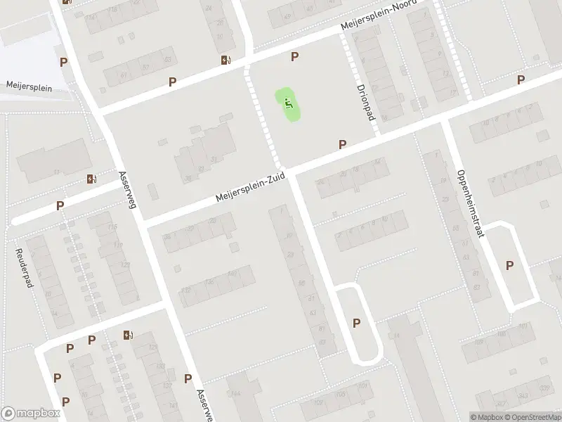Ambulance met grote spoed naar de Naberstraat in Rotterdam