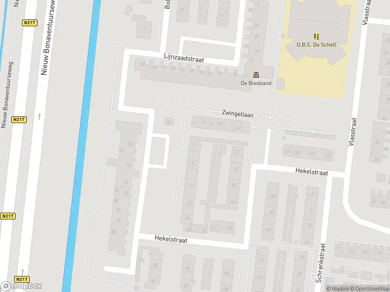 Ambulance met gepaste spoed naar de Hekelstraat in 's-Gravendeel