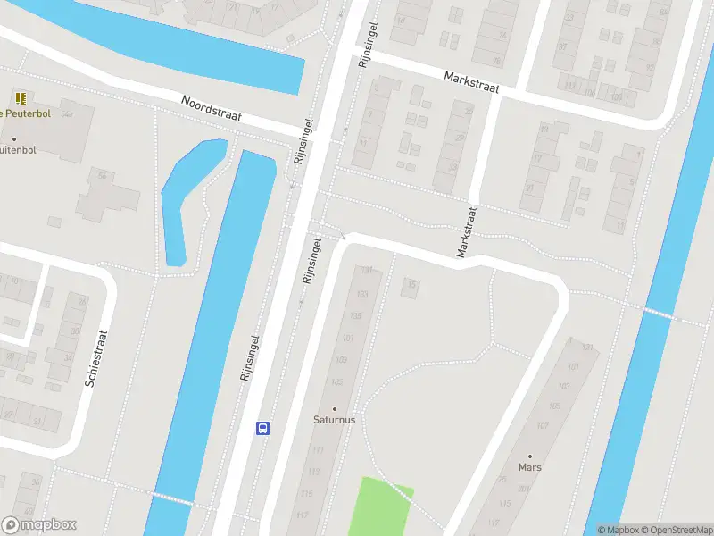 Ambulance met grote spoed naar de Rijnsingel in Ridderkerk