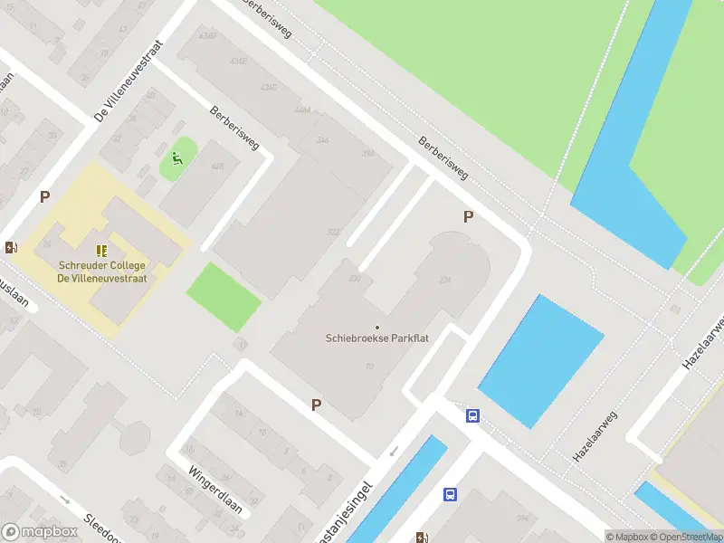 Ambulance met gepaste spoed naar de Berberisweg in Rotterdam