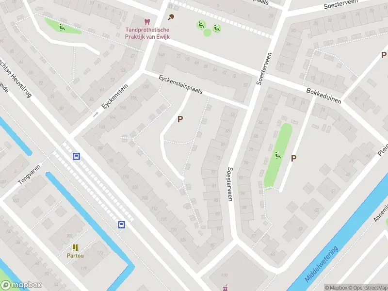 Brandweer met gepaste spoed naar de Middenburcht in Vleuten vanwege een liftopsluiting