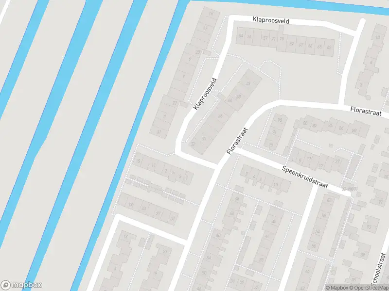 Ambulance met grote spoed naar de Klaproosveld in Krimpen aan de Lek