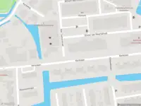 Ambulance met grote spoed naar de Kerklaan in Schiedam
