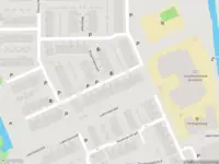 Ambulance met gepaste spoed naar de Wolkaarderstraat in Schiedam